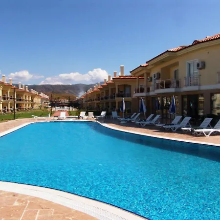 Sunset Beach Club 4 Bedroom Private וילה *