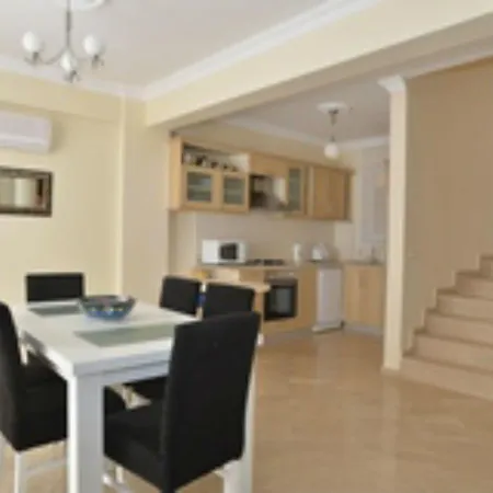 Sunset Beach Club 4 Bedroom Private וילה